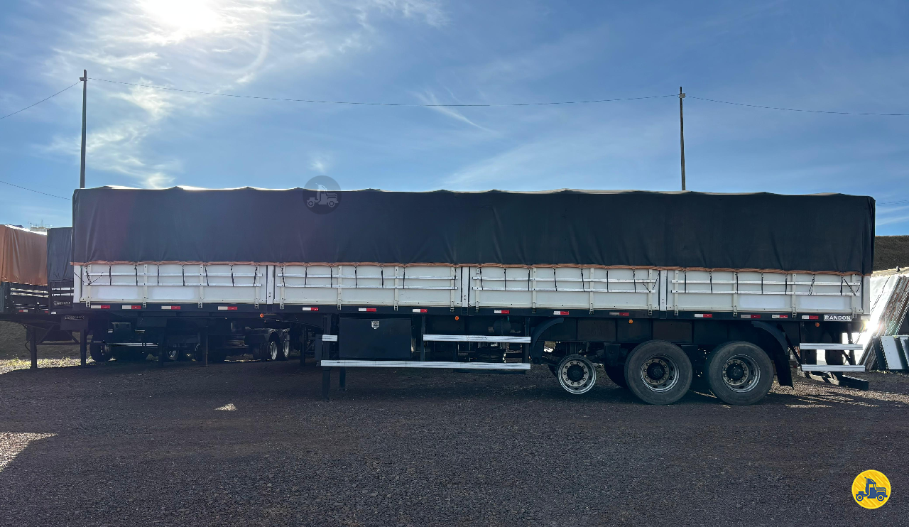 CARRETA SEMI-REBOQUE GRANELEIRO Compasi Implementos Rodoviários - RANDON  XANXERE SANTA CATARINA SC